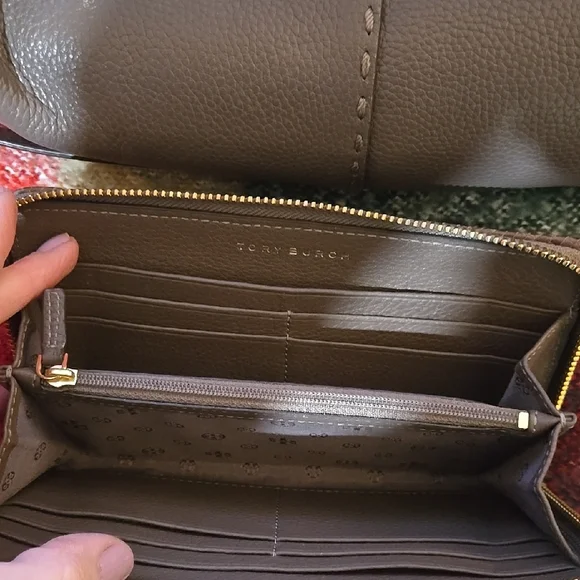 Tory Burch Leather Tote and Wallet Set - Picture 4 of 6